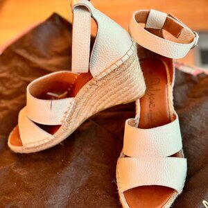Dalson White Soft Grain Leather Espadrilles Sandals, Sz 8-8.5 (39 EU), Like New